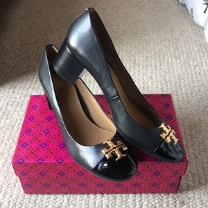everly cap toe pump tory burch
